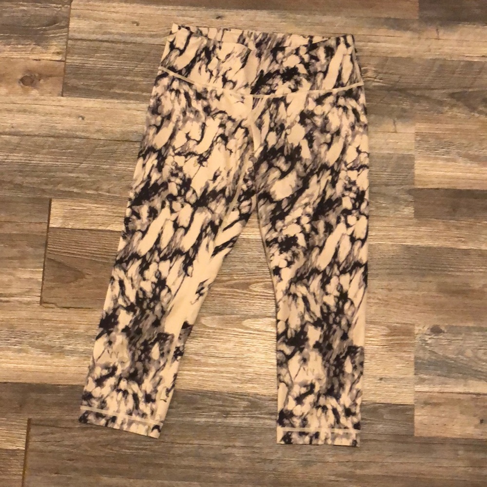 Lululemon capri leggings